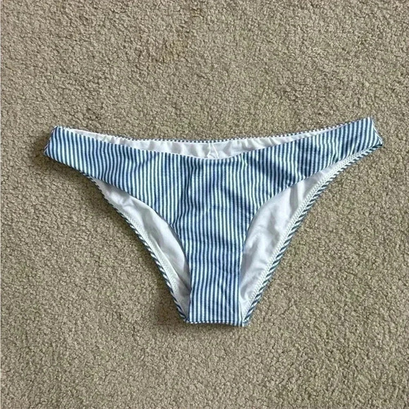 New with tags J crew blue and white striped Hipster bikini bottom in seersucker - Picture 1 of 6